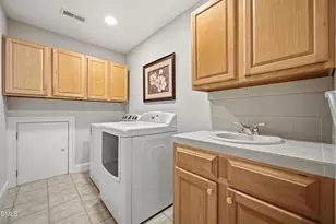 202 Briardale Ave, Cary, NC 27519 - Photo 26
