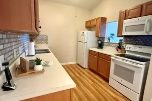 3009 Winston Dr, Burlington, NC 27215 - Photo 12
