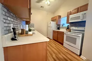 3009 Winston Dr, Burlington, NC 27215 - Photo 10