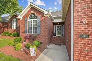 208 Commonsgate Dr, Goldsboro, NC 27530 - Photo 4