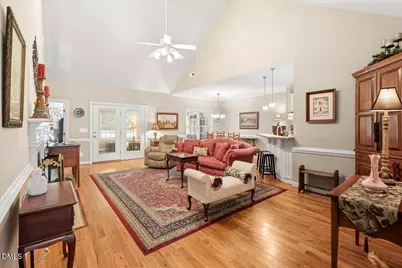 208 Commonsgate Drive, Goldsboro, NC 27530 - Photo 2