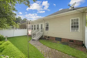 208 Commonsgate Dr, Goldsboro, NC 27530 - Photo 8