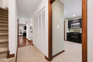 25 Willow Bridge Dr, Durham, NC 27707 - Photo 8
