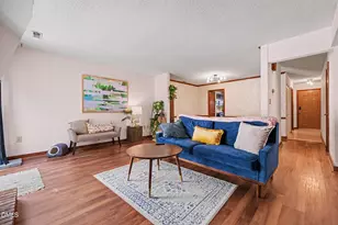 25 Willow Bridge Dr, Durham, NC 27707 - Photo 10