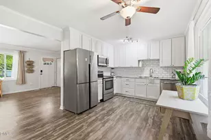 5604 Bobcat Rd, Chapel Hill, NC 27516 - Photo 4