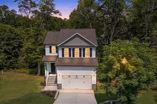 60 Greenfield Ln, Clayton, NC 27527 - Photo 2