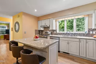 721 Tinkerbell Rd, Chapel Hill, NC 27517 - Photo 10