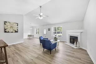 162 Oak Creek Dr, Clayton, NC 27520 - Photo 4