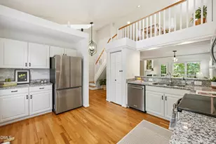 105 Oxford Hills Dr, Chapel Hill, NC 27514 - Photo 12