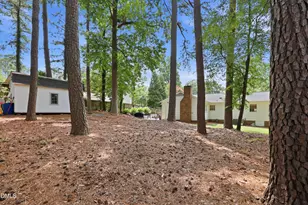 5918 Windham Dr, Raleigh, NC 27609 - Photo 24