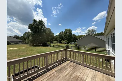 15 Hadleigh Way, Fuquay Varina, NC 27526 - Photo 18