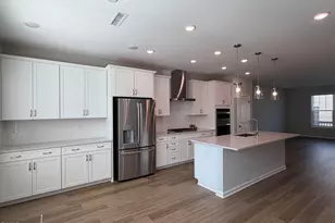 10057 Secluded Gdn Dr, Apex, NC 27523 - Photo 2