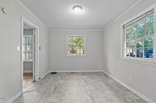7505 Crown Ave, Fayetteville, NC 28303 - Photo 10