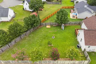 211 Courtland Dr, Angier, NC 27501 - Photo 42