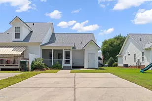 585 Pinecroft Dr, Clayton, NC 27520 - Photo 26