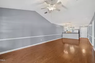 585 Pinecroft Dr, Clayton, NC 27520 - Photo 16