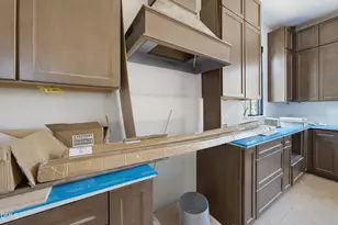 1304 Kimberly Dr, Raleigh, NC 27609 - Photo 6