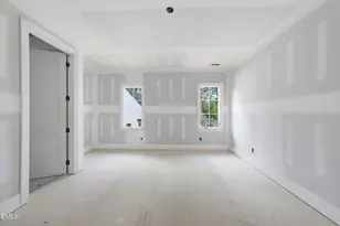 1304 Kimberly Dr, Raleigh, NC 27609 - Photo 10