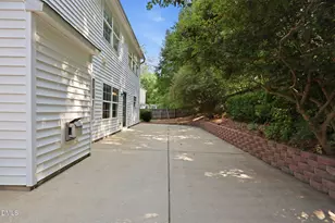 212 Mizelle Meadow Ct, Holly Springs, NC 27540 - Photo 28