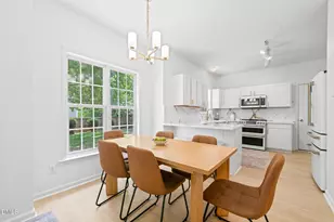 1000 Holly Meadow Dr, Holly Springs, NC 27540 - Photo 10
