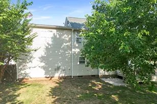 1000 Holly Meadow Dr, Holly Springs, NC 27540 - Photo 38
