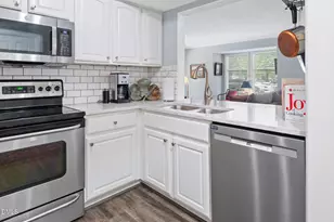 1021 Nicholwood Dr, Raleigh, NC 27605 - Photo 16