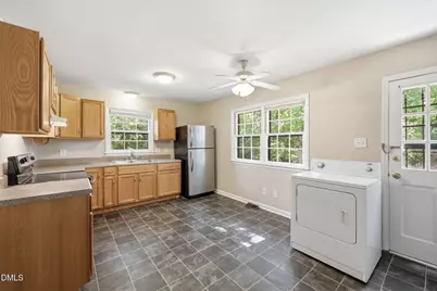 909 Bryn Mawr Court, Apex, NC 27502 - Photo 10