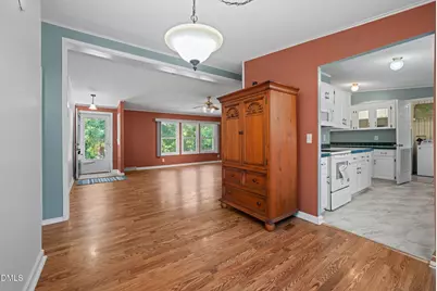 913 Silas Moore Road, Benson, NC 27504 - Photo 4