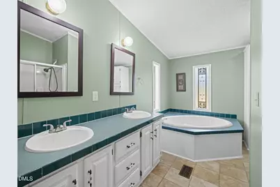 913 Silas Moore Road, Benson, NC 27504 - Photo 16