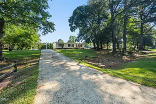 913 Silas Moore Rd, Benson, NC 27504 - Photo 32