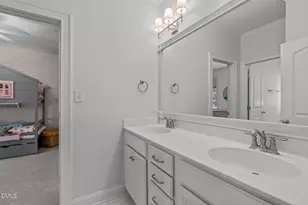 2805 Ivory Bluff Tr, Apex, NC 27539 - Photo 40
