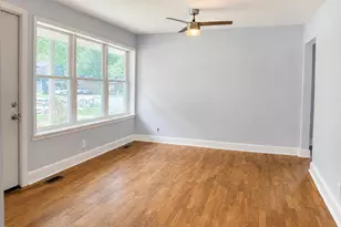 1104 Proctor St, Rocky Mount, NC 27801 - Photo 2