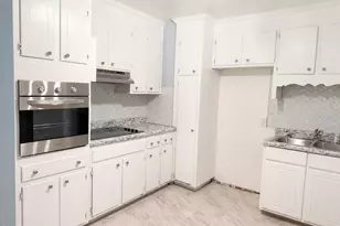 1104 Proctor St, Rocky Mount, NC 27801 - Photo 6