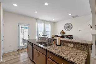 39 Hanging Moss Trl, Clayton, NC 27527 - Photo 6