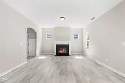 240 E Quailwood Drive, Fuquay-Varina, NC 27526 - Photo 10