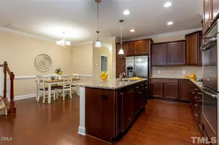 4015 Overcup Oak Ln, Cary, NC 27519 - Photo 4
