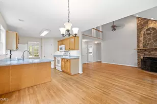 6600 St Jens Ln, Raleigh, NC 27603 - Photo 16