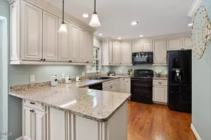 4925 Birchleaf Dr, Raleigh, NC 27606 - Photo 14