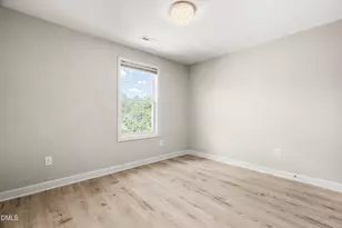 900 Vandalia Dr, Cary, NC 27519 - Photo 38