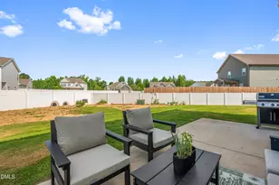 253 Shooting Star Ln, Clayton, NC 27520 - Photo 22