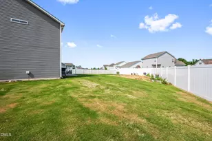 253 Shooting Star Ln, Clayton, NC 27520 - Photo 24