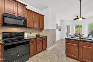 27 Langdon Pointe Dr, Garner, NC 27529 - Photo 14