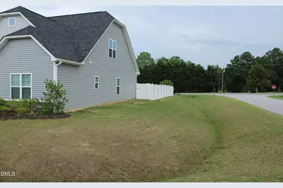 20 E Sand Luggs Court, Angier, NC 27501 - Photo 2
