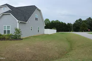 20 E Sand Luggs Ct, Angier, NC 27501 - Photo 2