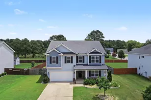 36 Skyway Dr, Clayton, NC 27527 - Photo 2