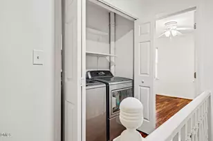 106 Gunston Ct, Chapel Hill, NC 27514 - Photo 16