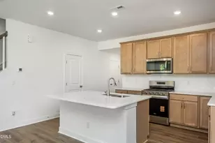 5410 Running Fox Ln, Durham, NC 27703 - Photo 6