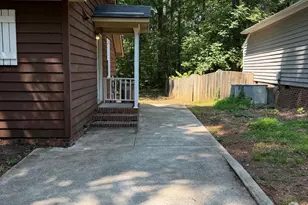 101 Angus Ct, Cary, NC 27511 - Photo 4
