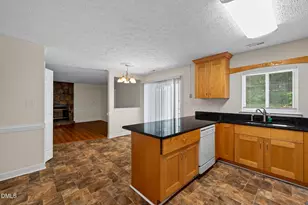 105 Trinity Woods Dr, Raleigh, NC 27607 - Photo 10