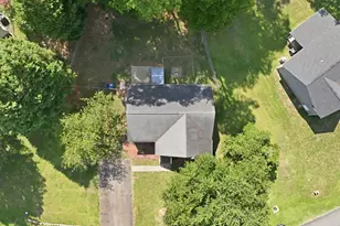 215 Brookfield Cir, Sanford, NC 27330 - Photo 26